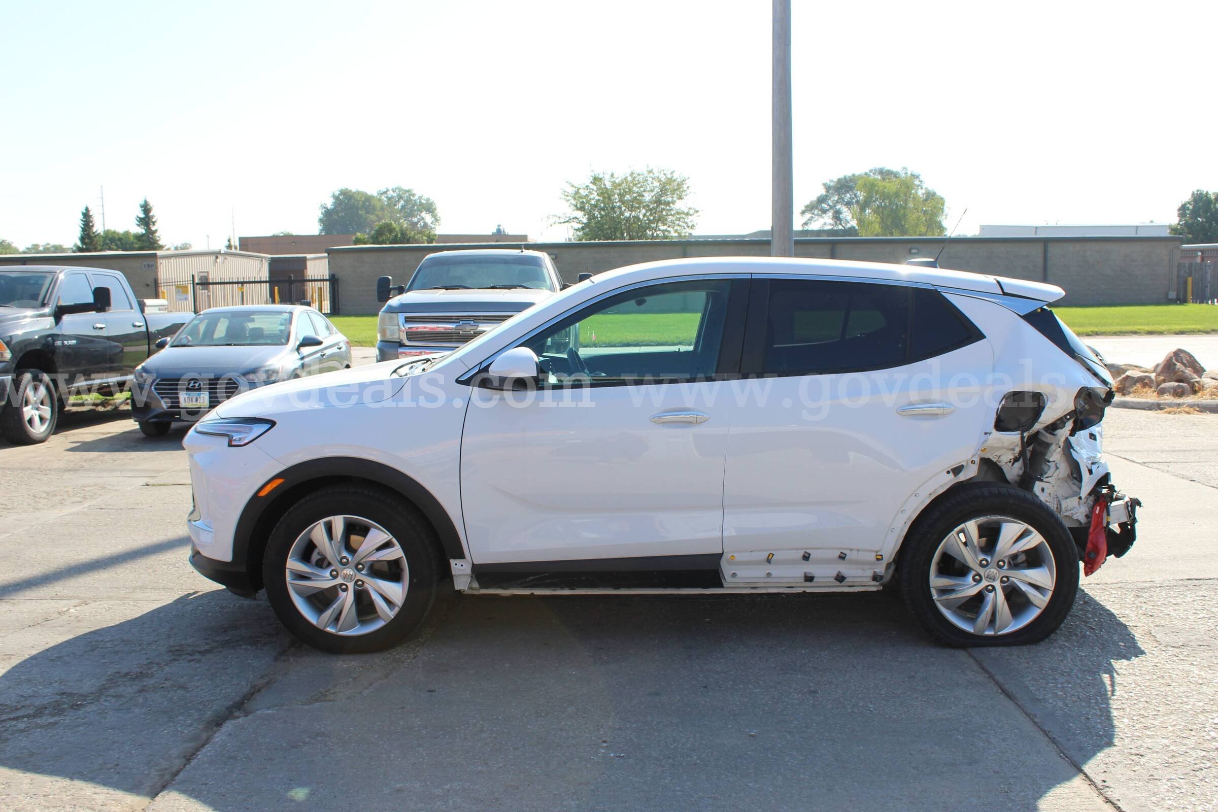 2025 Buick Encore GX Buick Encore GX Government Surplus Auction - Photo #2