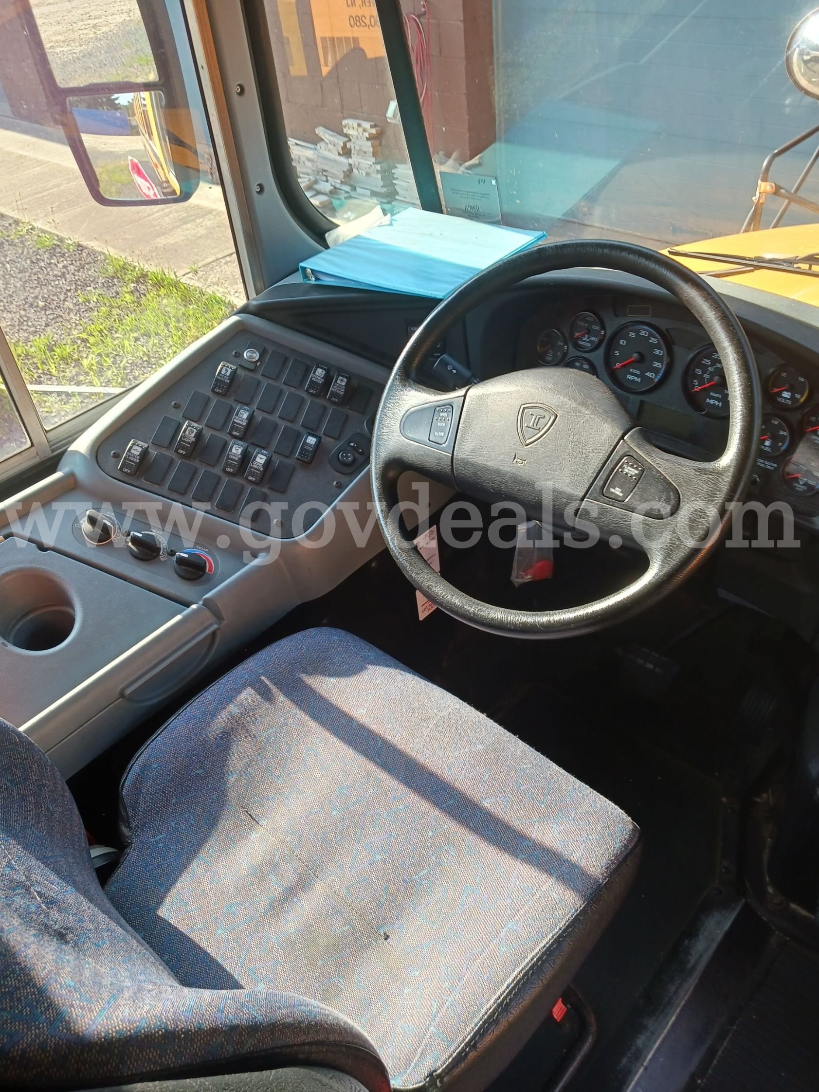 2017 International 3000 International 3000 Government Surplus Auction - Photo #3