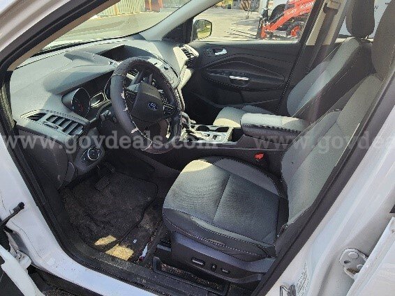 2018 Ford Escape Ford Escape Government Surplus Auction - Photo #3