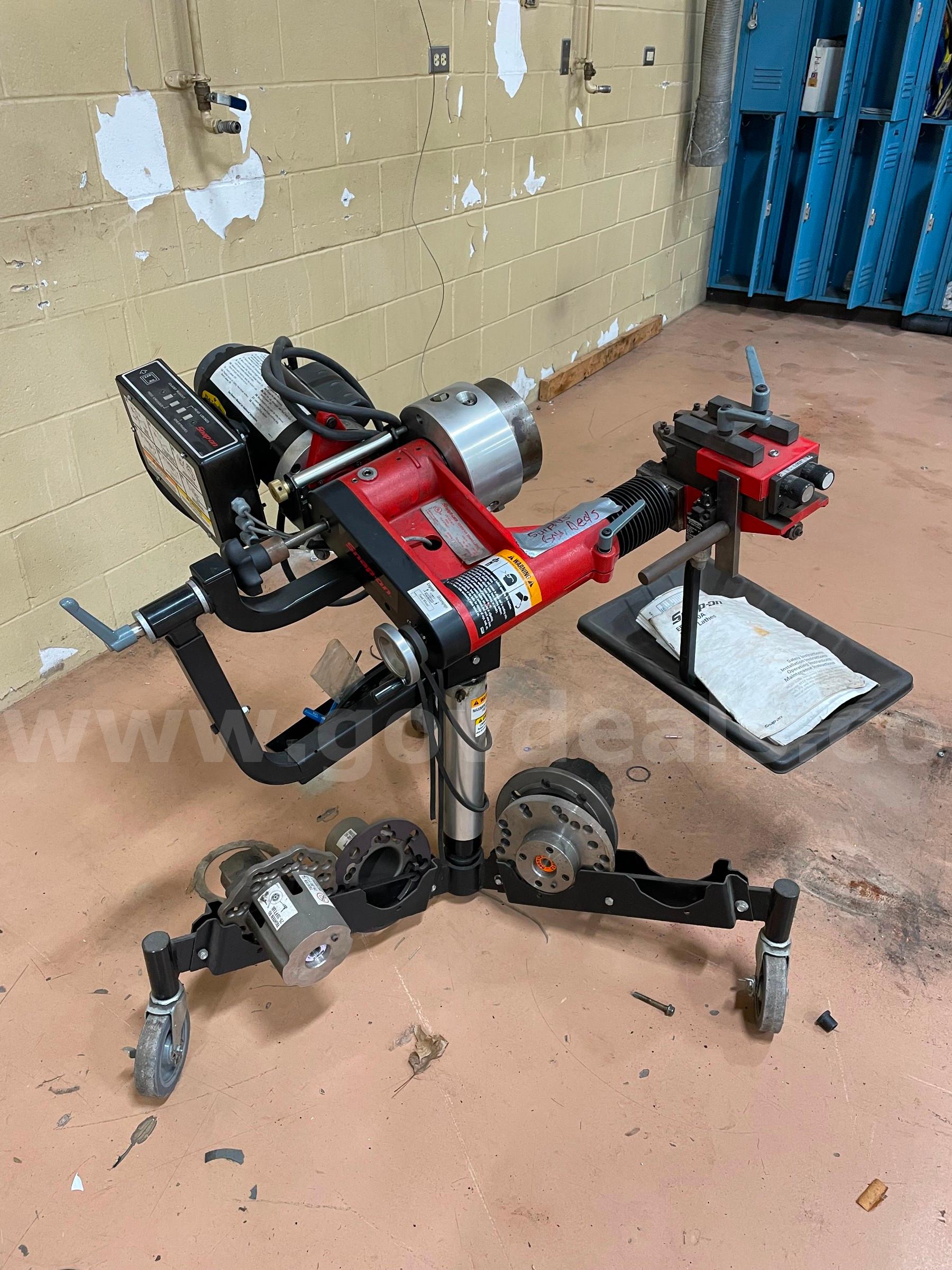 Snap On EEBR310A Brake Lathe Snap On EEBR310A Government Surplus Auction - Primary Photo