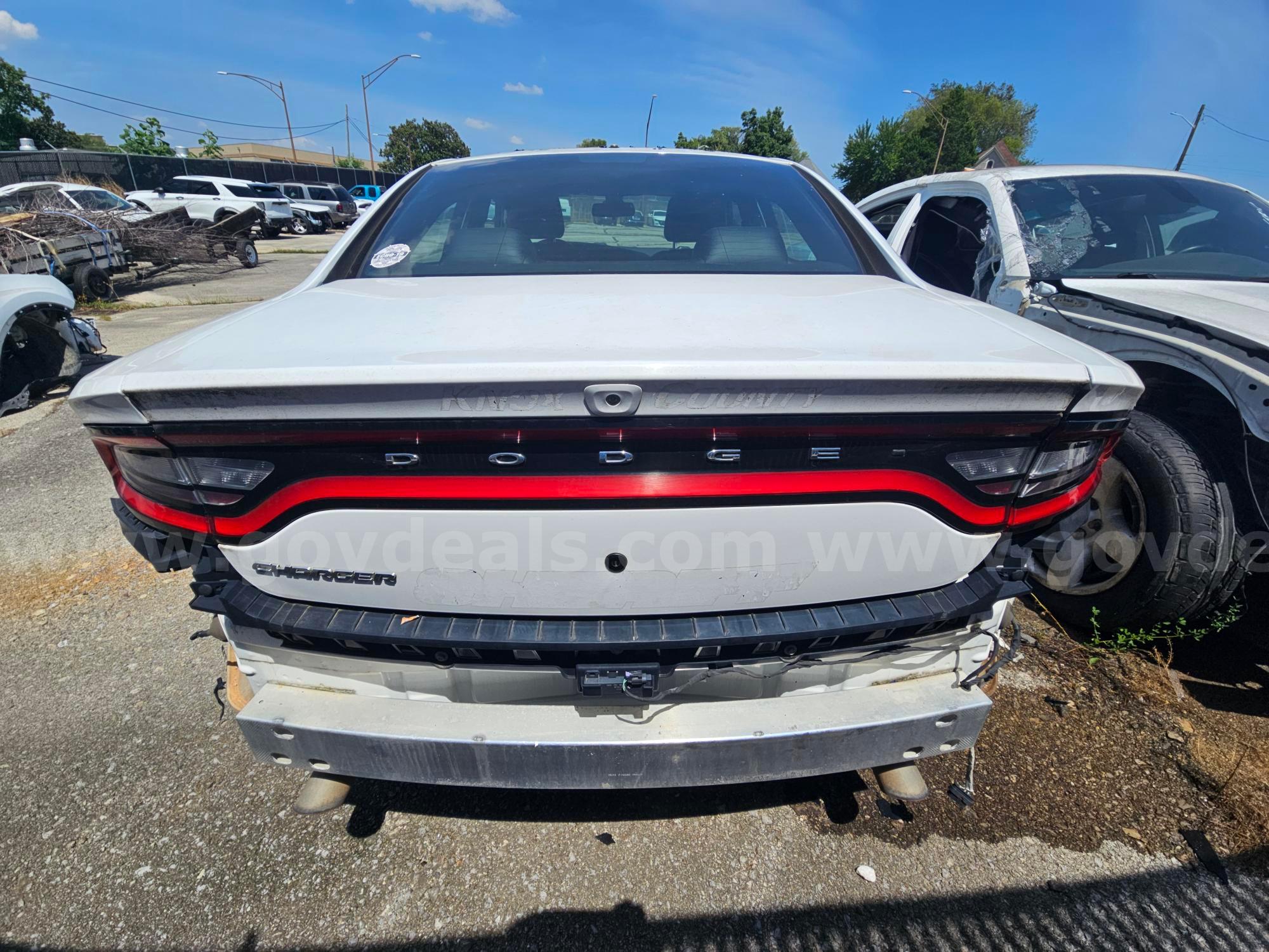 2016 Dodge Charger TAB 4532 (NO KEYS) (WRECKED FOR PARTS OR REPAIR) Dodge Charger Government Surplus Auction - Photo #5