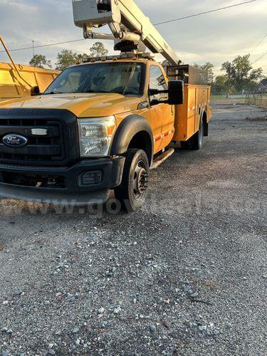 2012 Ford F-550 (225180 NB DOT) Ford F-550 Government Surplus Auction - Photo #2