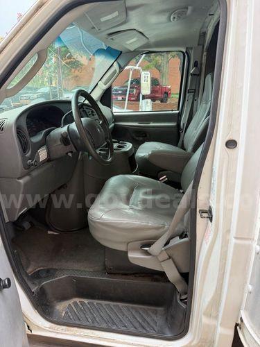 2003 Ford Econoline (223670 NB) Ford Econoline Government Surplus Auction - Photo #6
