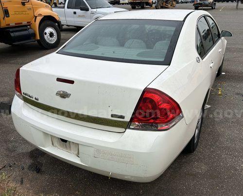 2008 Chevrolet Impala (225654 NB DOT) Chevrolet Impala Government Surplus Auction - Photo #2