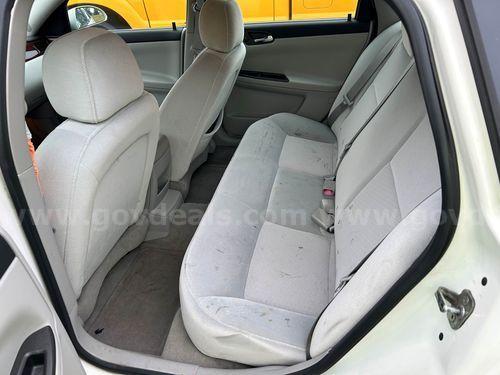 2008 Chevrolet Impala (225654 NB DOT) Chevrolet Impala Government Surplus Auction - Photo #5