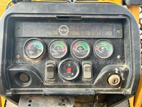 2000 JOHN DEERE 650H (225716 NM) JOHN DEERE 650H Government Surplus Auction - Photo #5