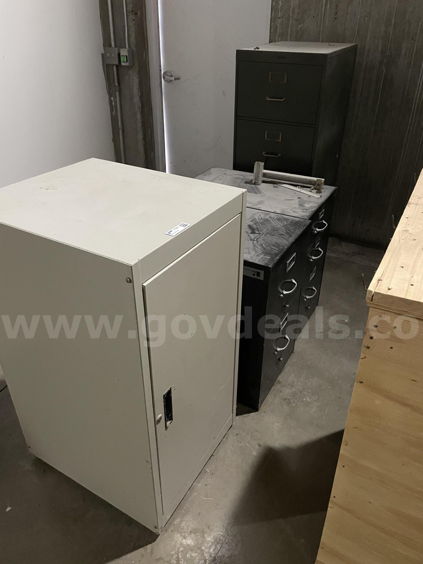 FILING CABINETS   Government Surplus Auction - Photo #2