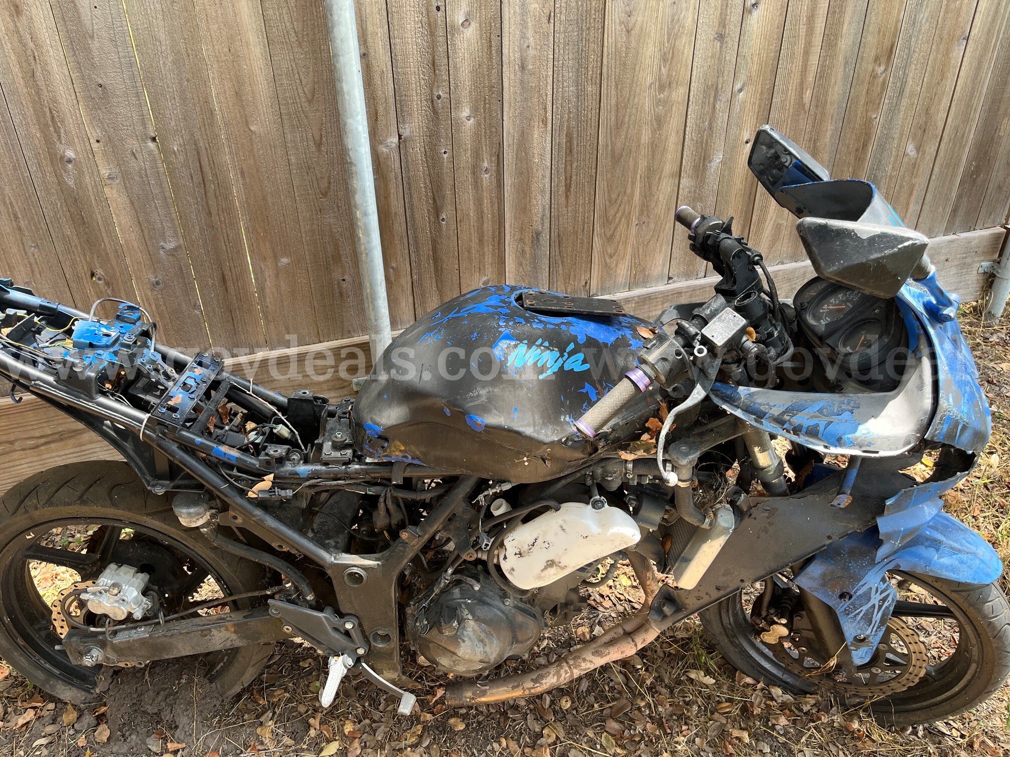2009 Kawasaki Ninja 250R Kawasaki 250R Government Surplus Auction - Primary Photo