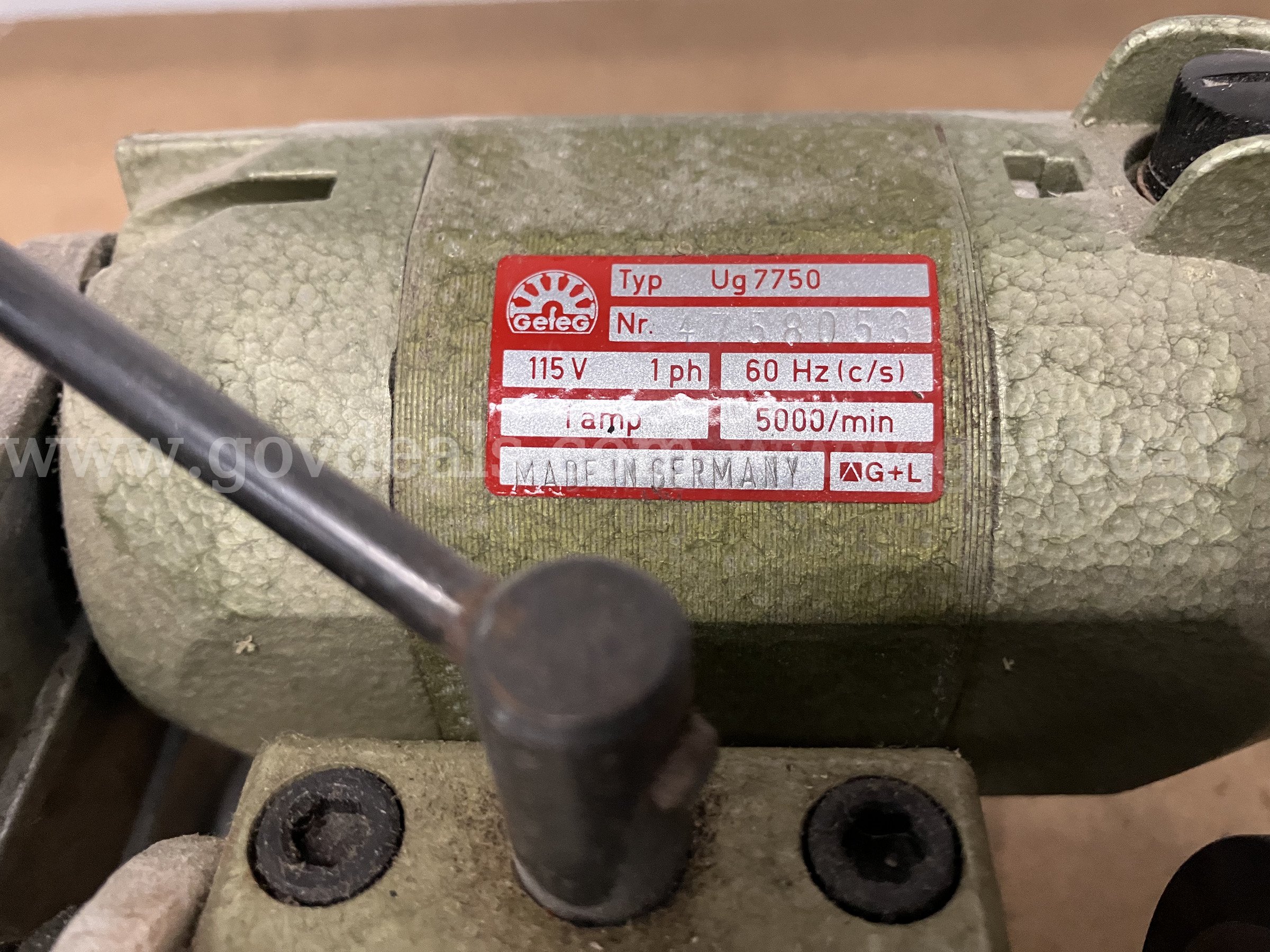 Model SL  Vintage Metal Lathe Unimat DB 200 Government Surplus Auction - Photo #2