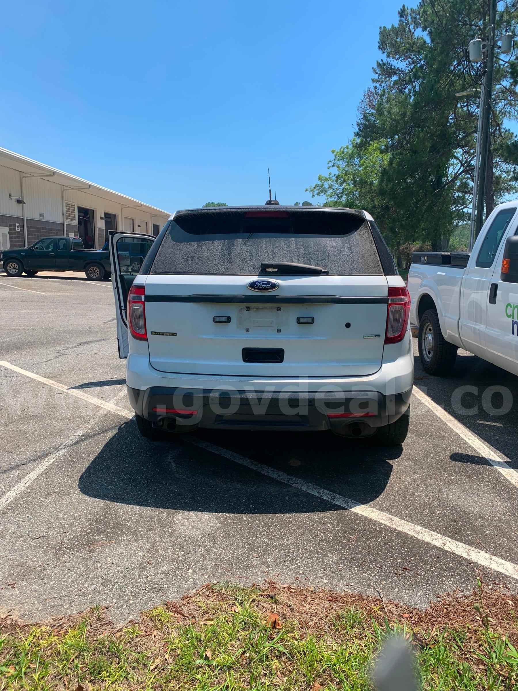 2015 Ford Explorer Ford Explorer Government Surplus Auction - Photo #2