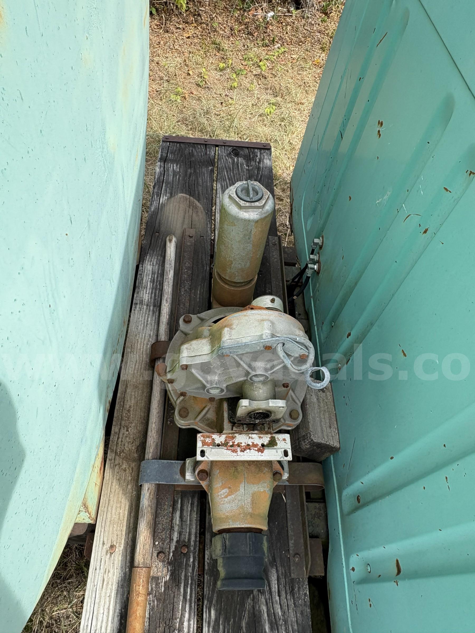 International Water Truck International  Government Surplus Auction - Photo #6