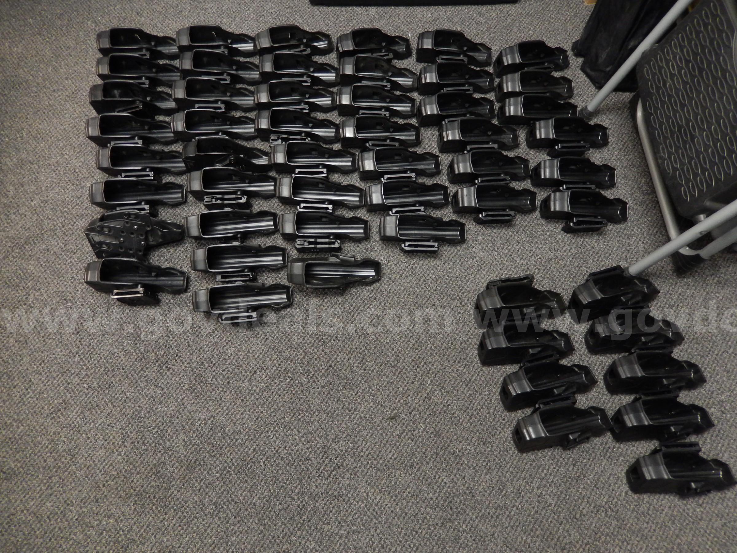 Lot of 15 Taser X2's w batteries Taser X2 Government Surplus Auction - Photo #2