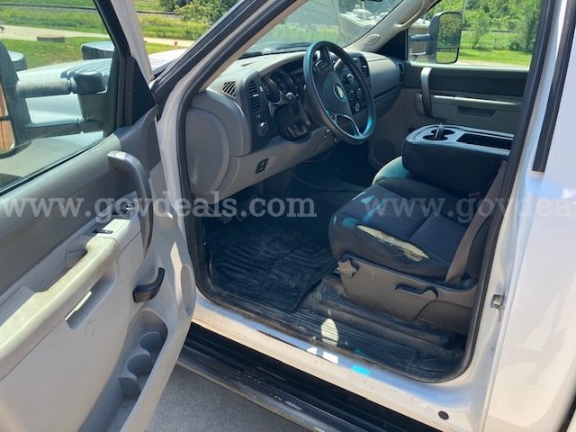 2013 Chevrolet Silverado 3500HD Work Truck Long Box 4WD Chevrolet Silverado 3500HD Government Surplus Auction - Photo #6