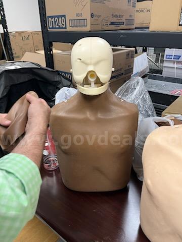 CPR Manikins and Accessories   Government Surplus Auction - Photo #2