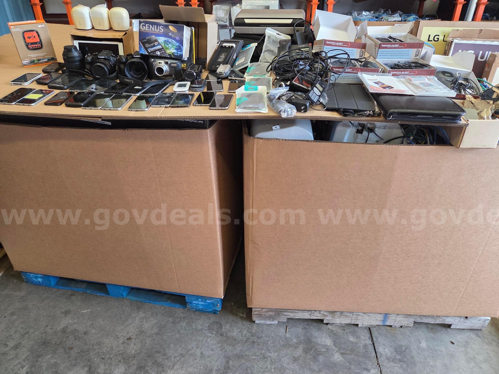 Miscellaneous Digital Cameras, Video Camera, New Satellite Phone Dodge Dakota Government Surplus Auction - Photo #3