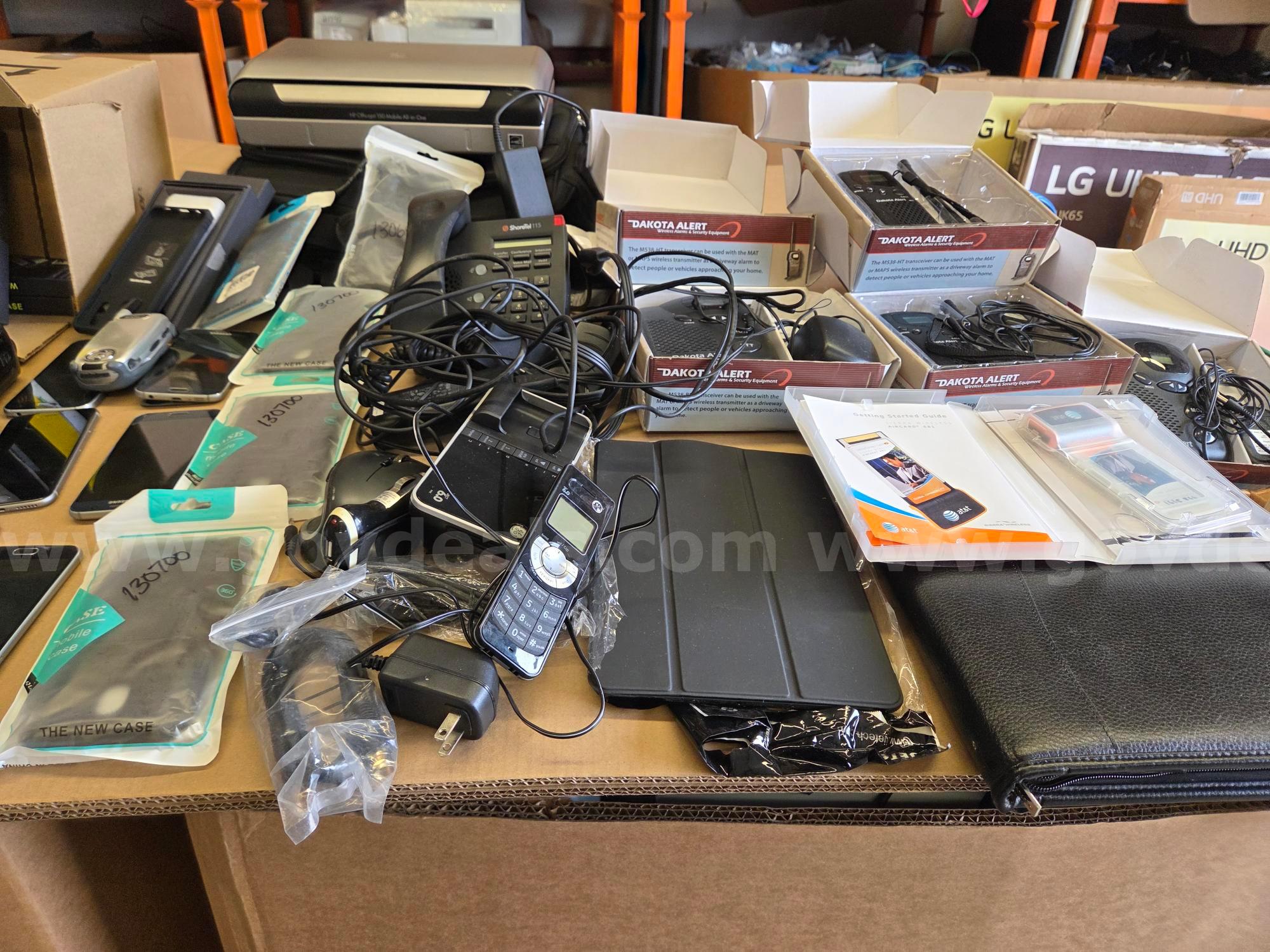 Miscellaneous Digital Cameras, Video Camera, New Satellite Phone Dodge Dakota Government Surplus Auction - Photo #4