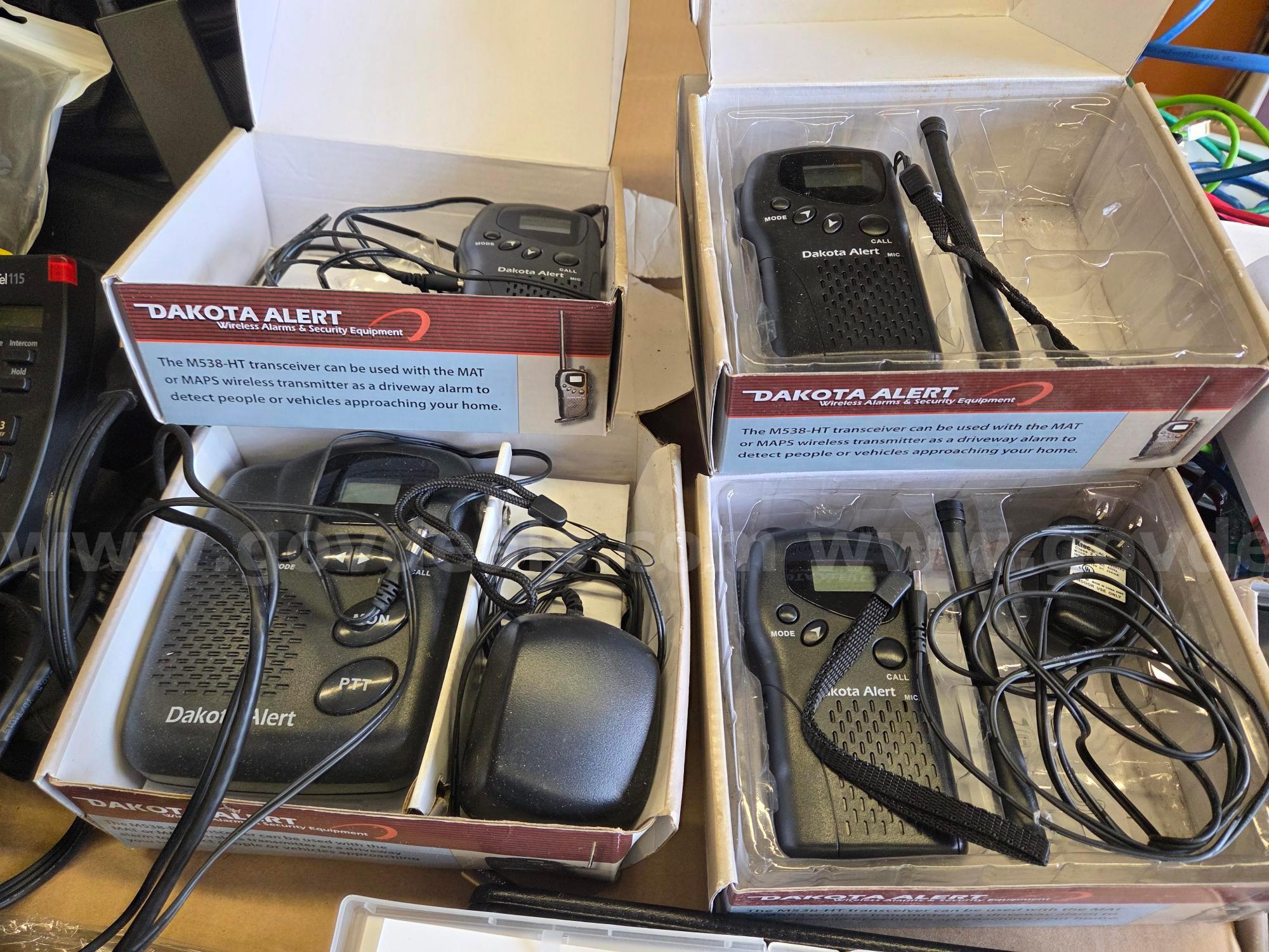 Miscellaneous Digital Cameras, Video Camera, New Satellite Phone Dodge Dakota Government Surplus Auction - Photo #6