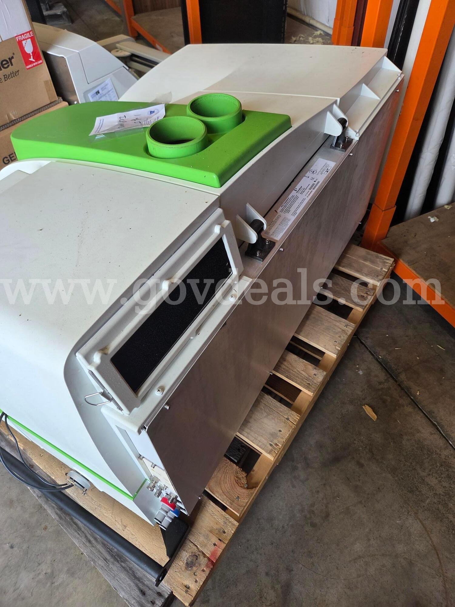 NEXION 300/350X ICP-MS, 2 CHANNEL QUAATRO 39 SYSTEM, TOTAL ORG CARBON AUTOANALYZER  300 Government Surplus Auction - Photo #4