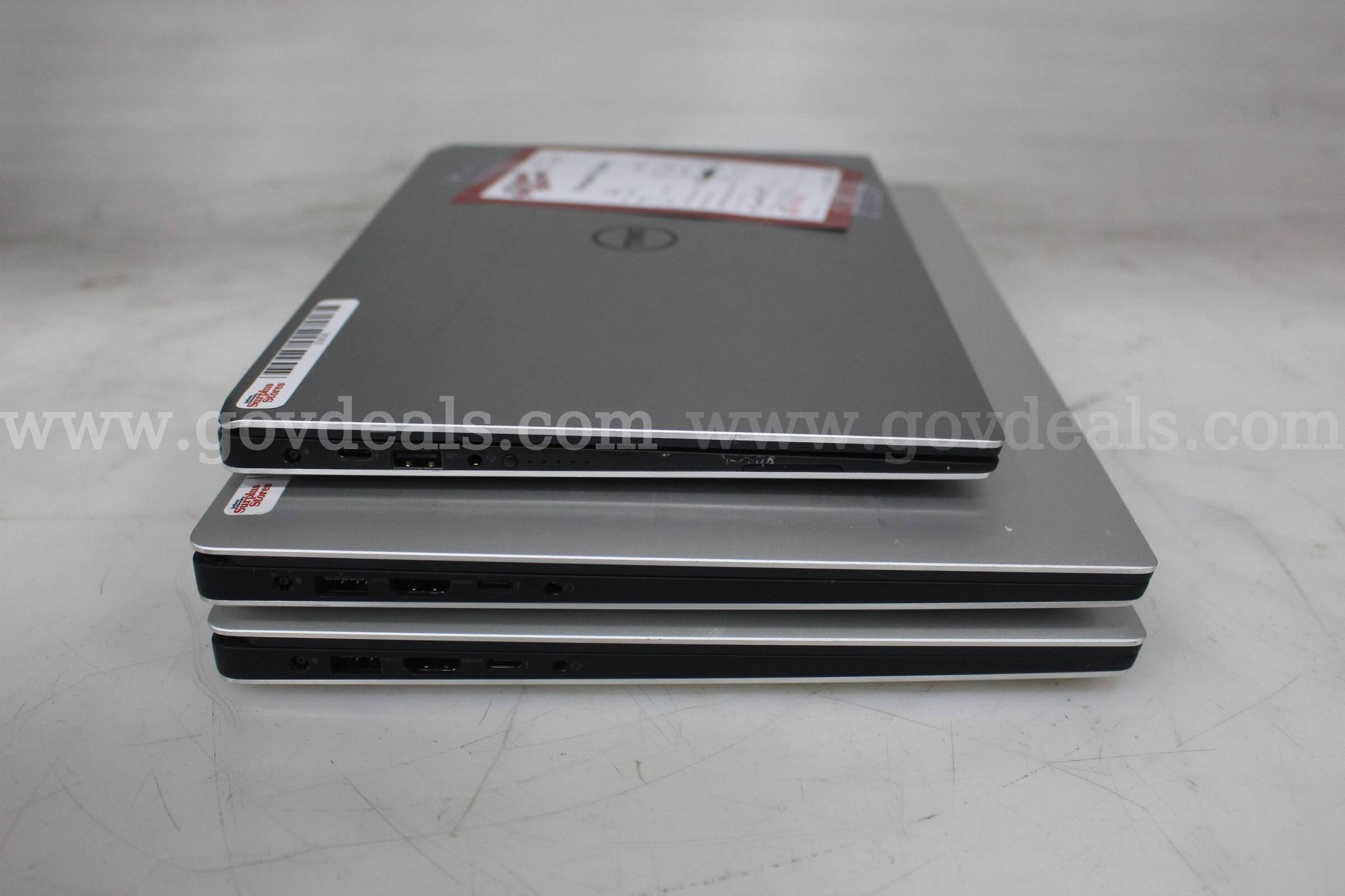 Lot of (3) Dell XPS Laptops Dell XPS Government Surplus Auction - Photo #2
