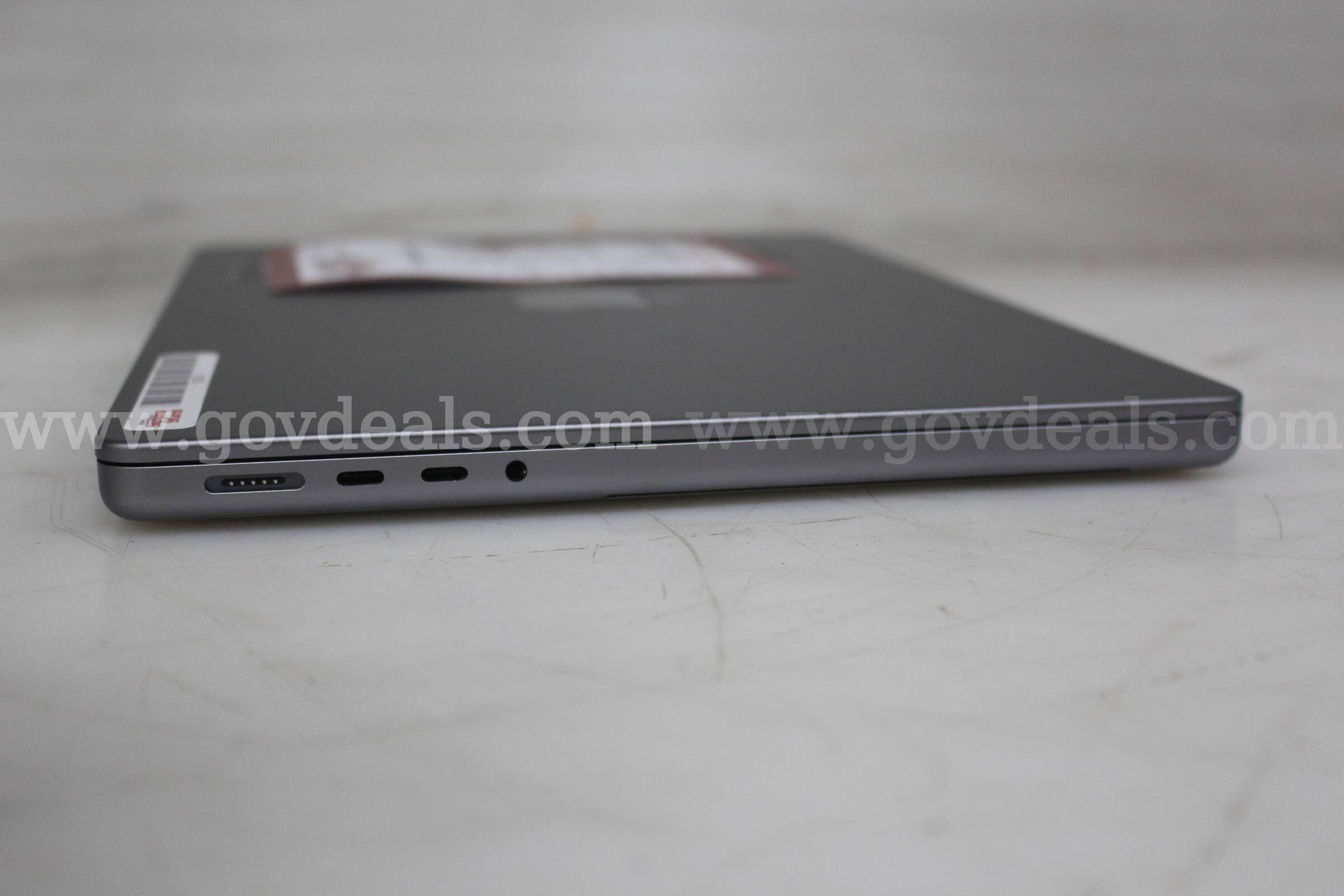 2021 Apple MacBook Pro M1 Pro Apple MacBook Pro Government Surplus Auction - Photo #2