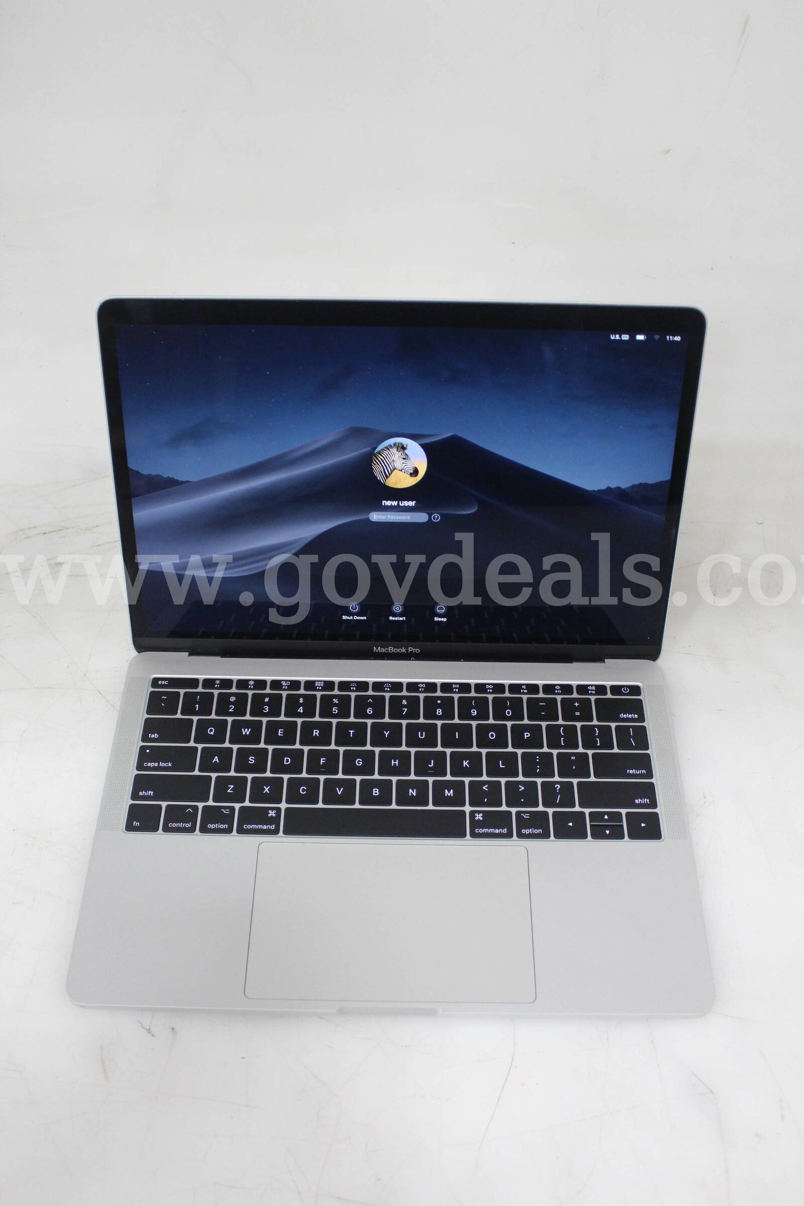 (3) 2017 Apple MacBook Pro Laptops Apple MacBook Pro Government Surplus Auction - Photo #5