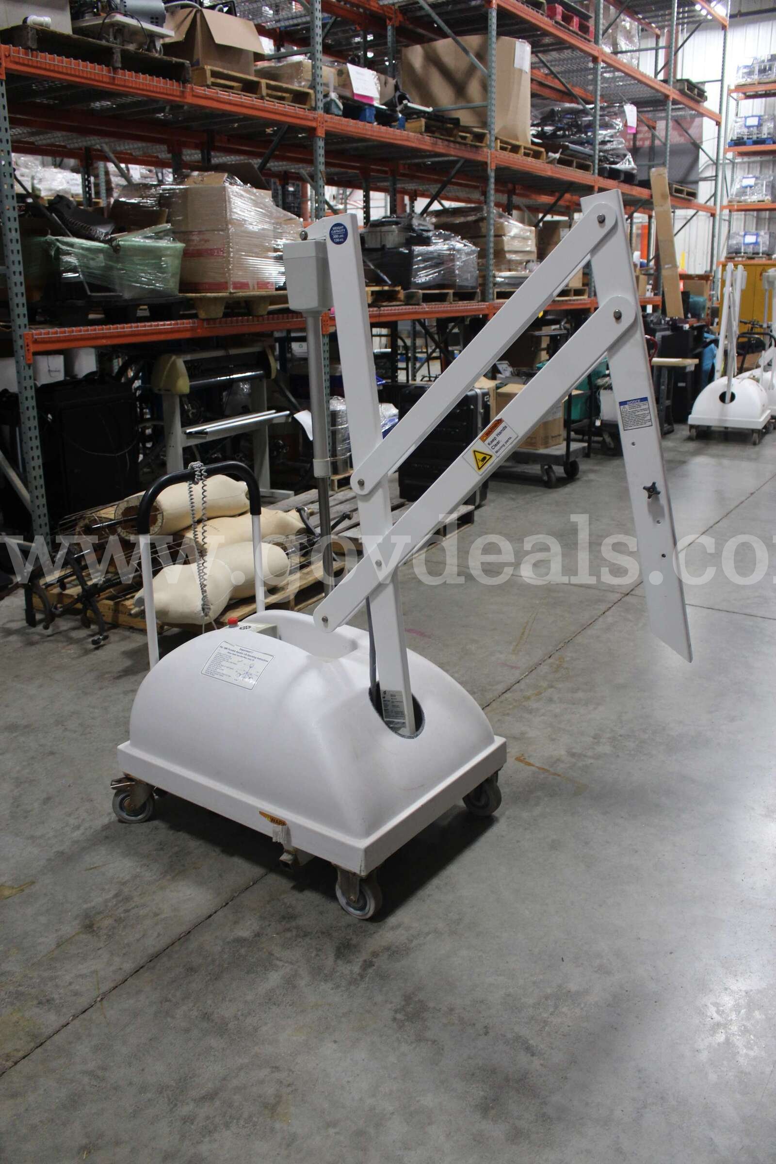 Portable Aquatic Patient Lift PAL 1000 SR Smith 1000 Government Surplus Auction - Photo #4