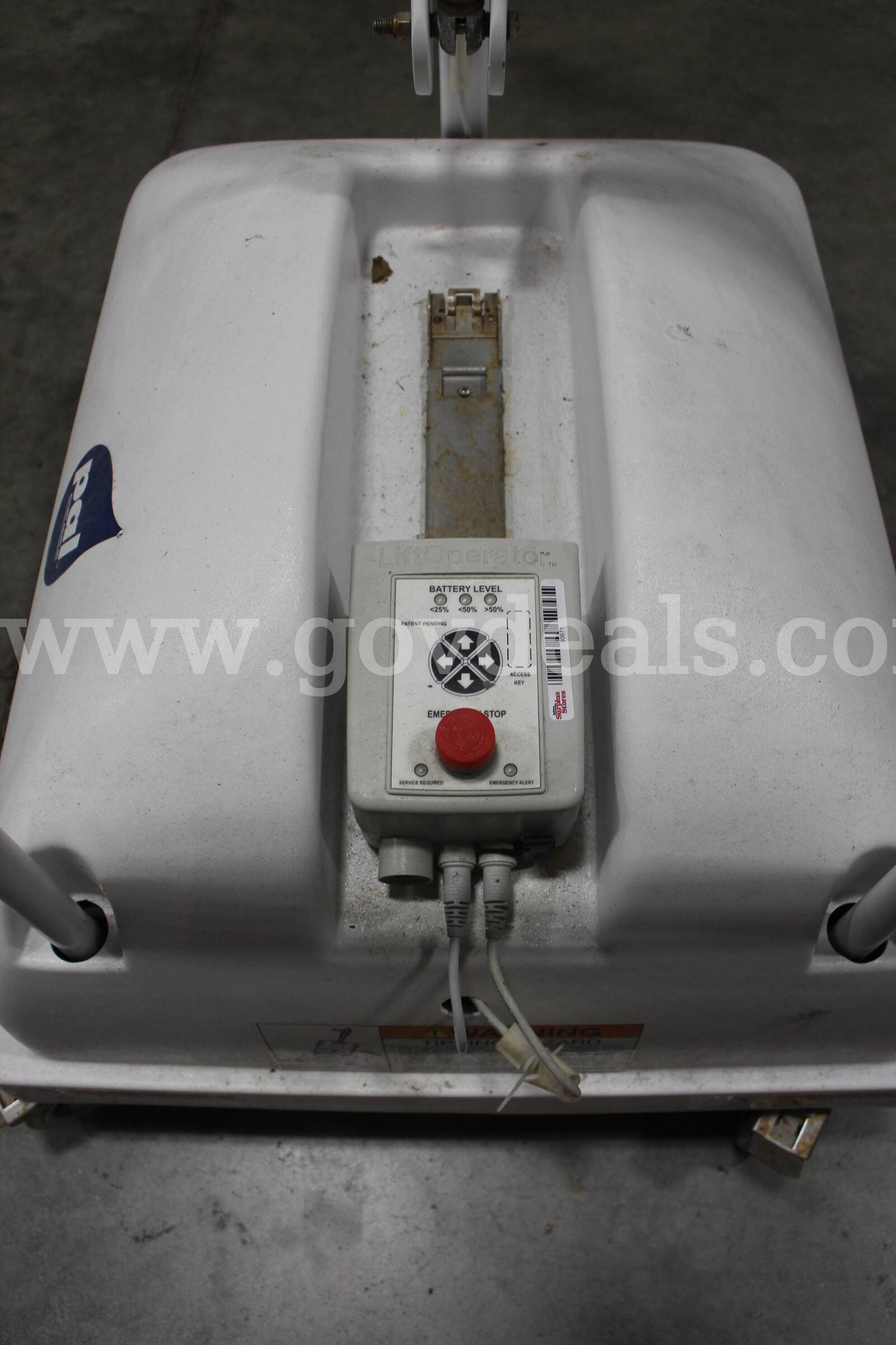 Portable Aquatic Patient Lift PAL 1000 SR Smith 1000 Government Surplus Auction - Photo #6