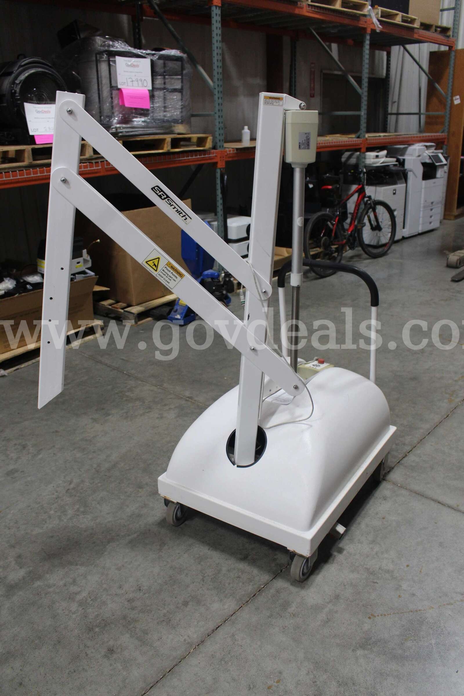 Portable Aquatic Patient Lift PAL 1000