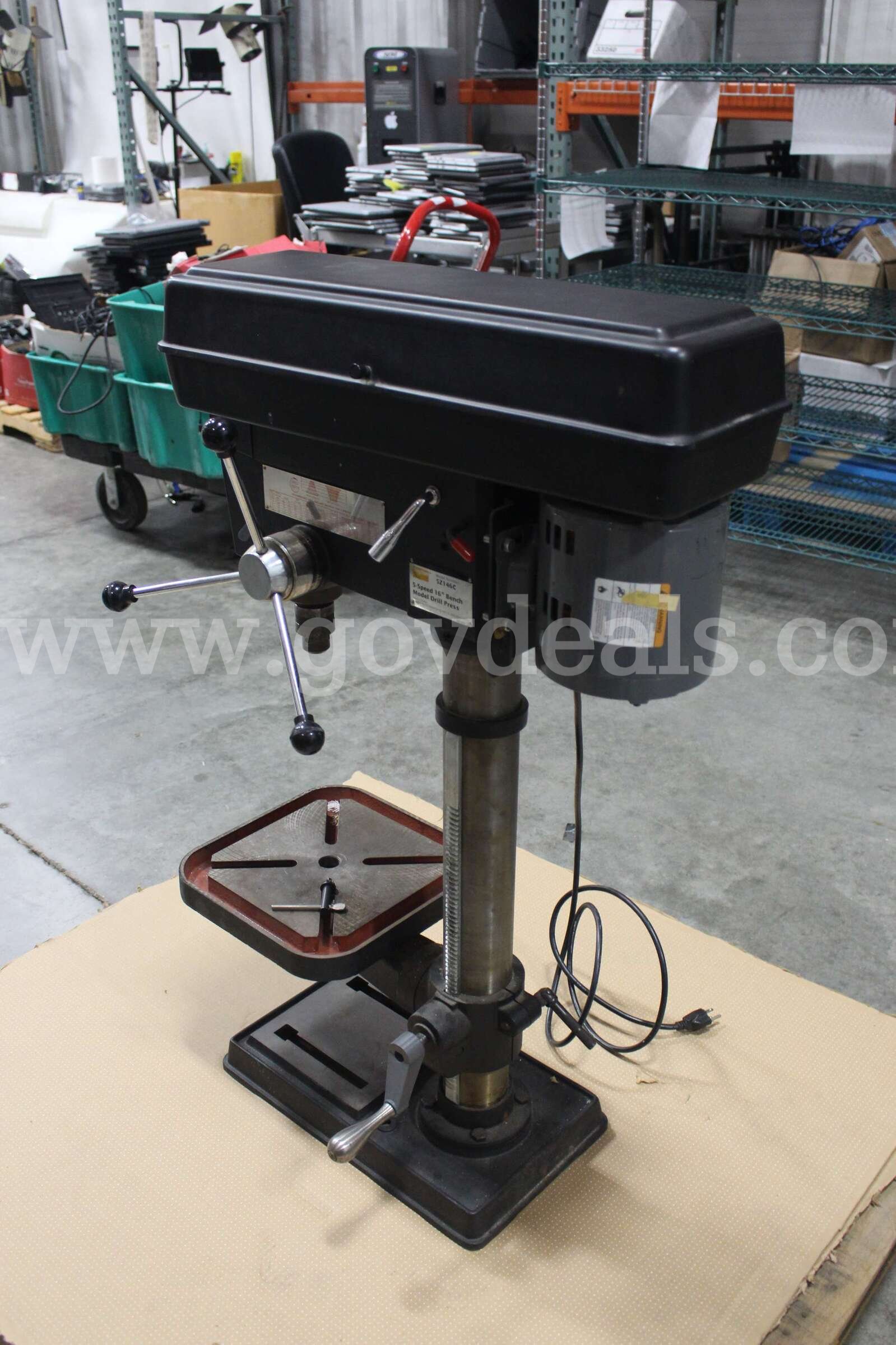 (1) Dayton 5-Speed 16" Drill Press Dayton 5Z146C Government Surplus Auction - Photo #2