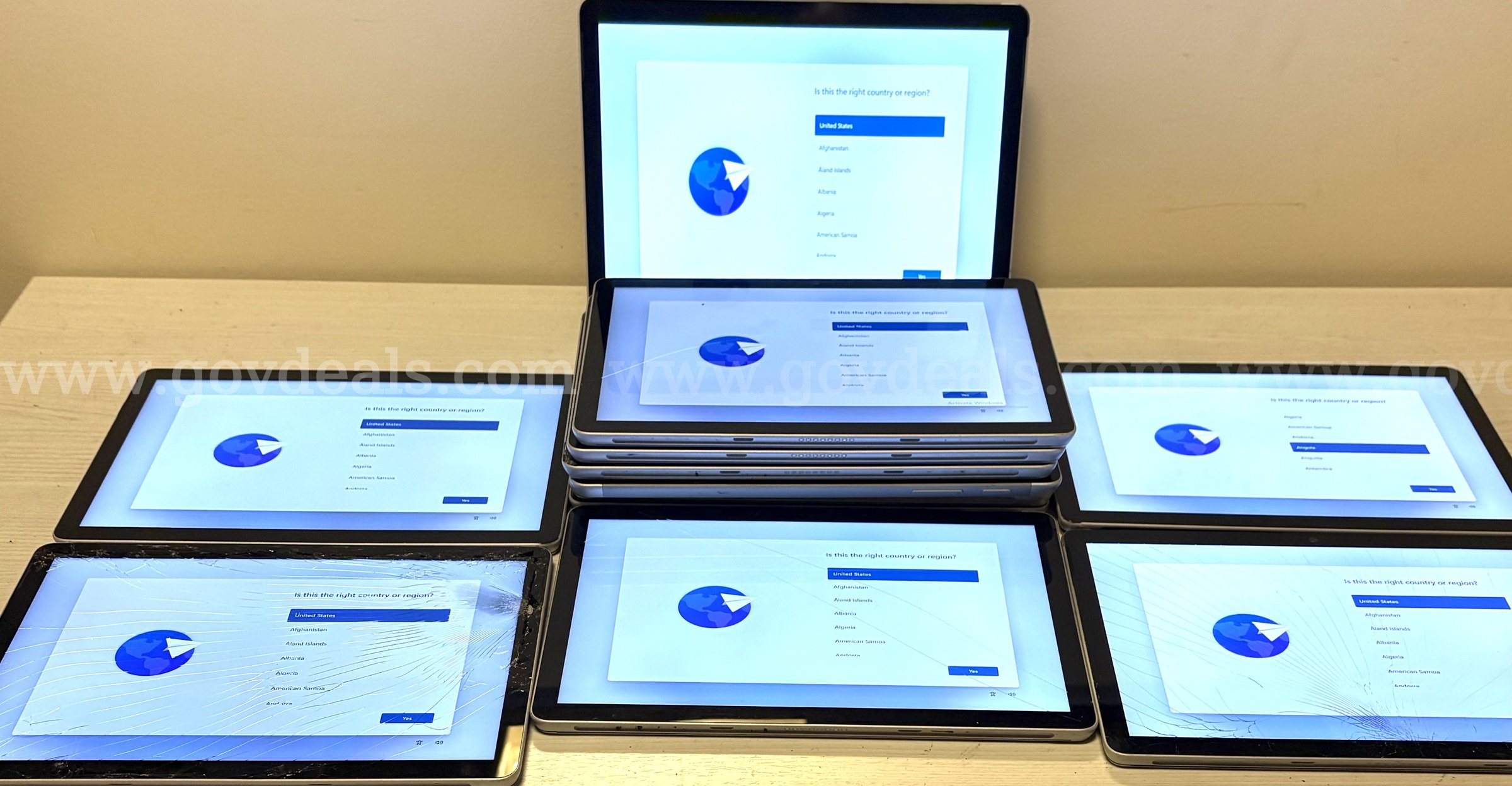 Microsoft Surface Go 100 Units