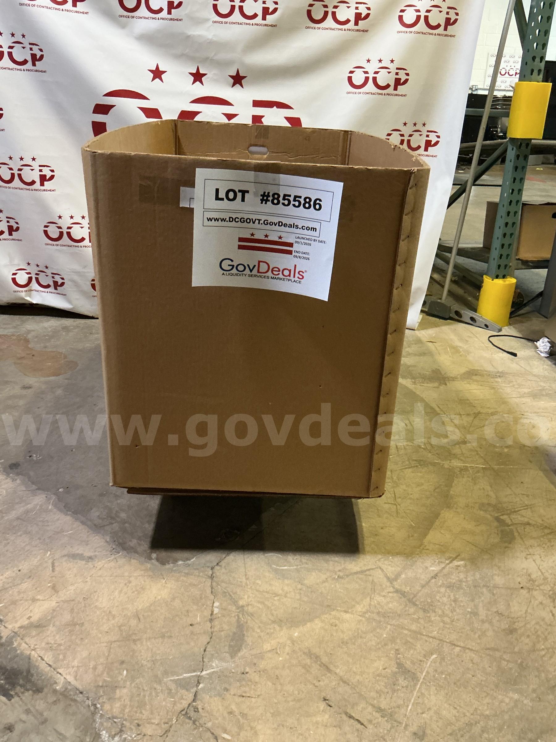 DELL MONITORS - 35 UNITS (POWER ON)