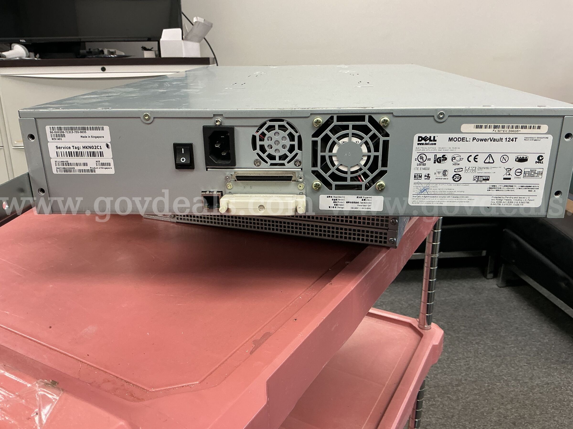 DELL POWERVAULT 124T TAPE AUTOLOADER DELL 124T Government Surplus Auction - Photo #2