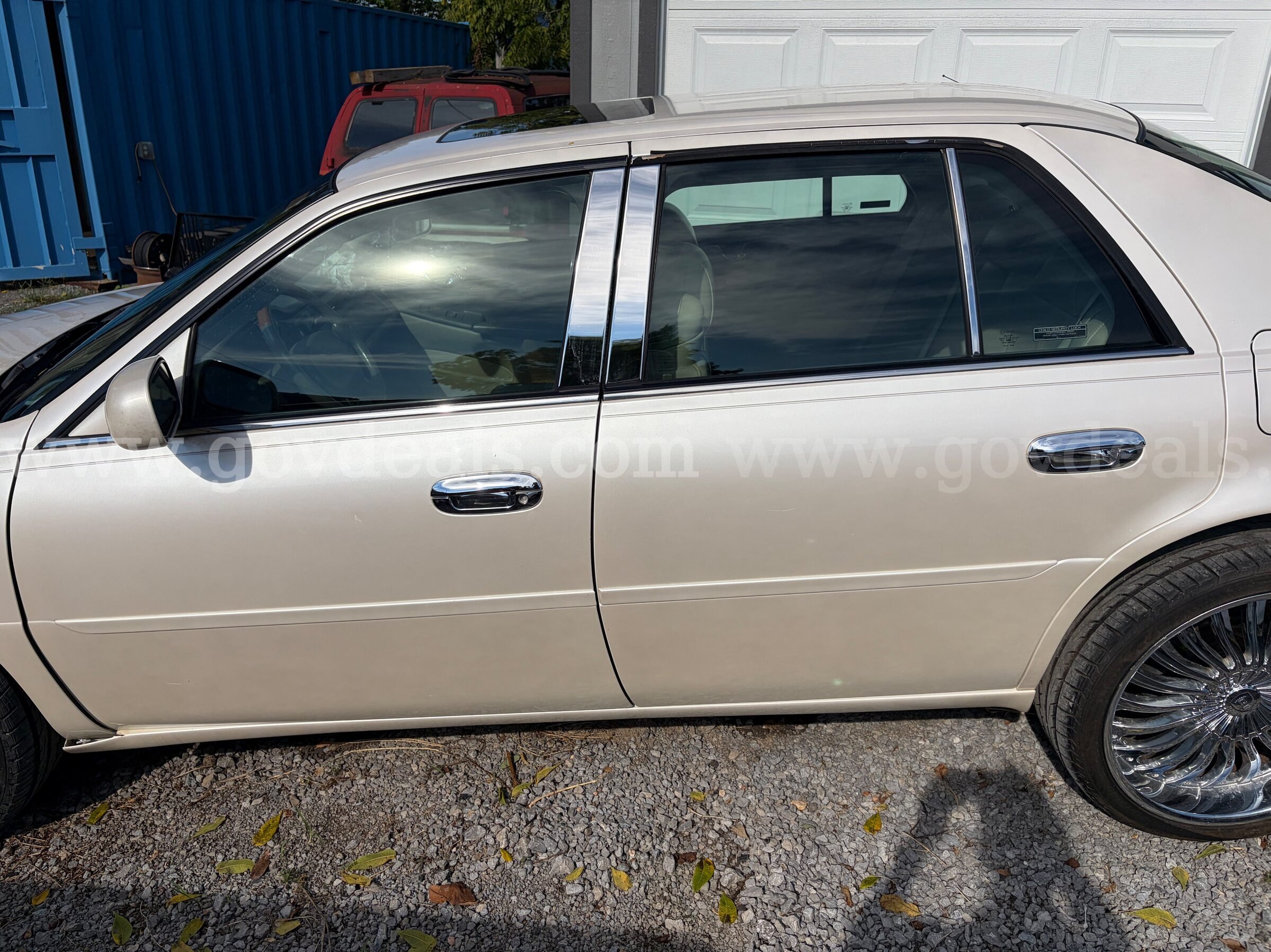 2001 Cadillac Deville Cadillac Deville Government Surplus Auction - Photo #6