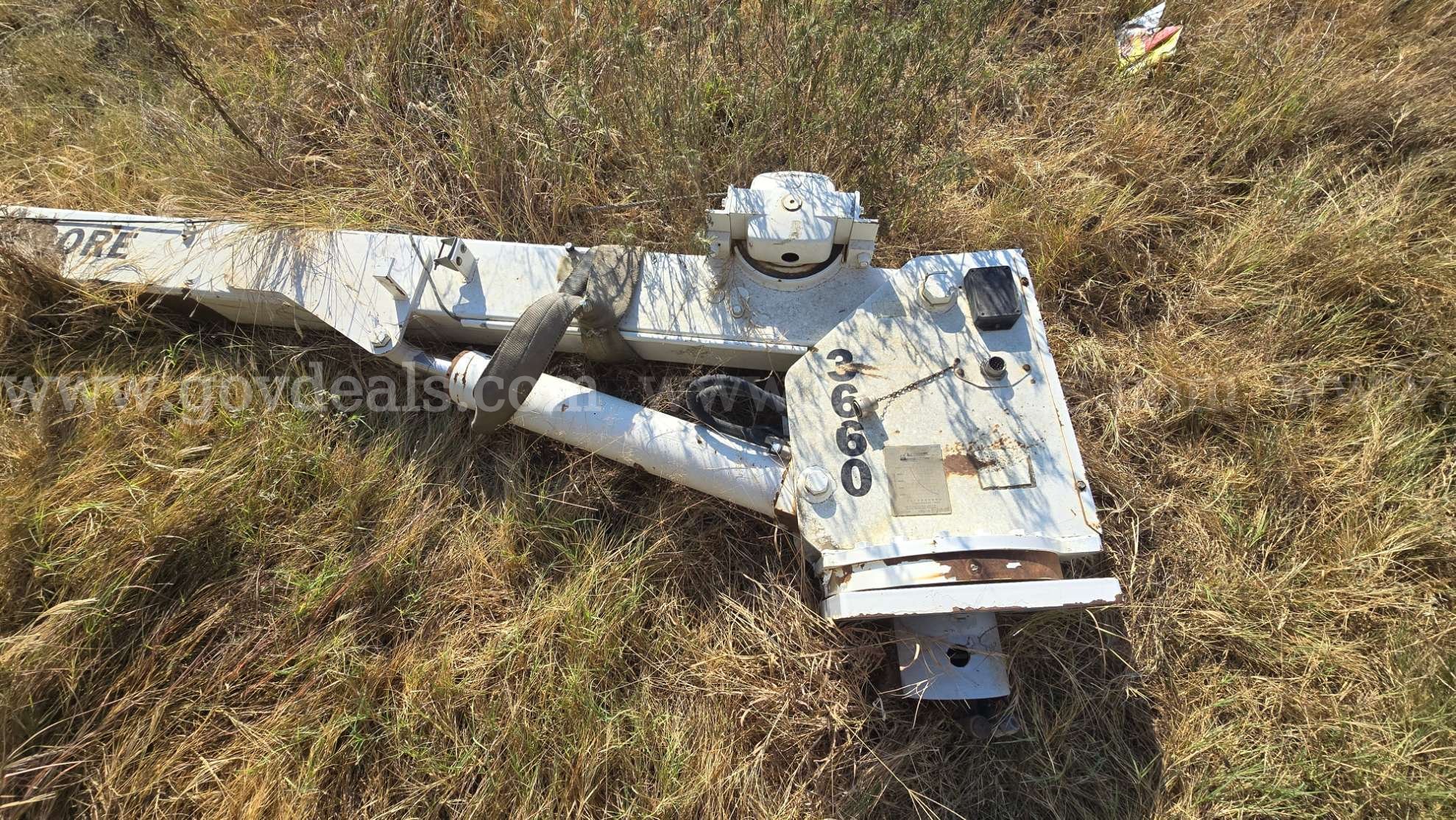 LiftMoore Truck Crane LiftMoore 3660 Government Surplus Auction - Photo #5