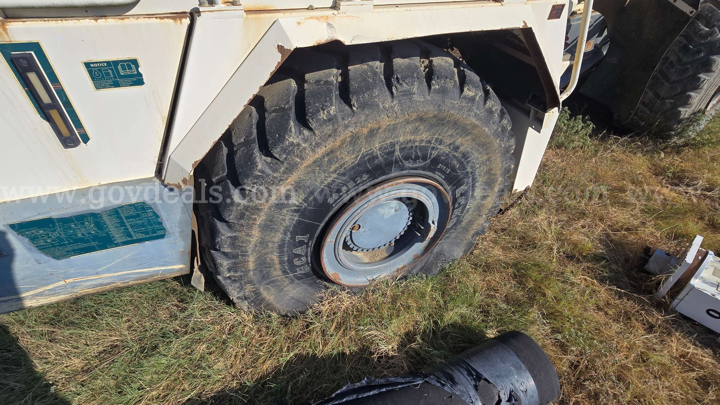 2015 Terex TA400 Dump Truck Terex TA400 Government Surplus Auction - Photo #3