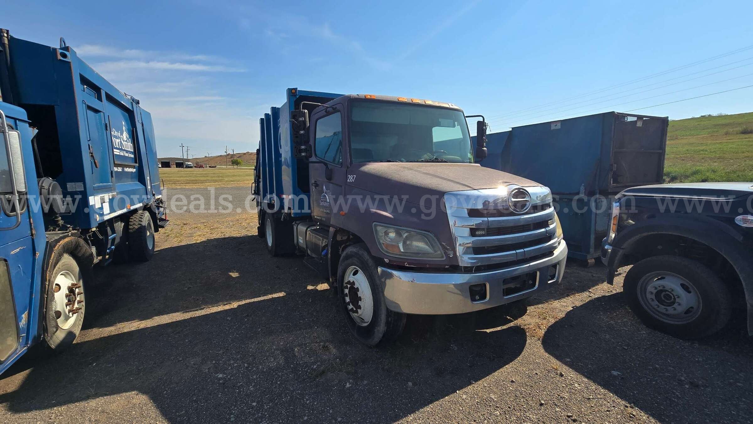 2012 Hino 268 Rear Loader Garbage Truck Hino 268 Government Surplus Auction - Photo #2