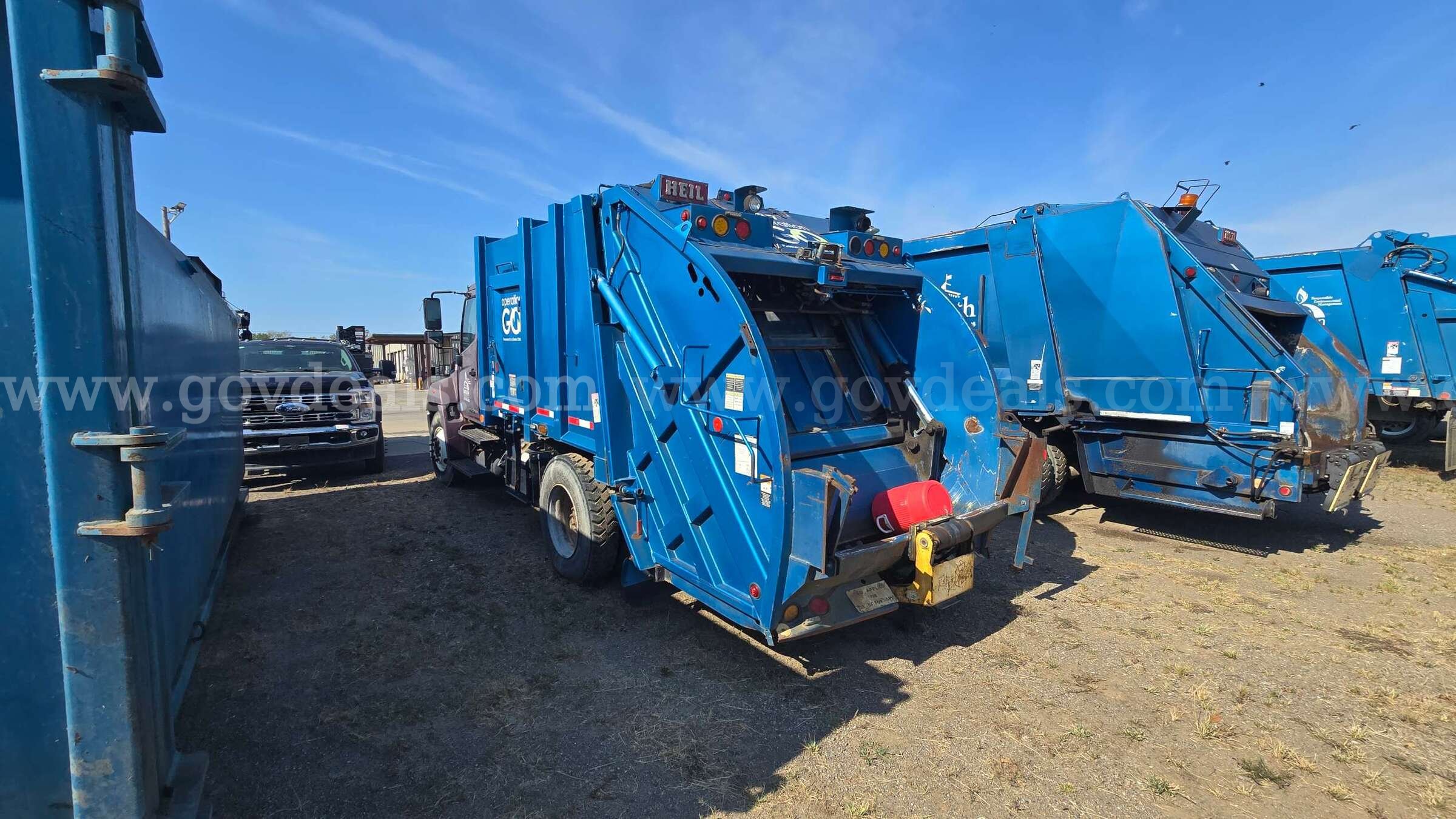 2012 Hino 268 Rear Loader Garbage Truck Hino 268 Government Surplus Auction - Photo #3