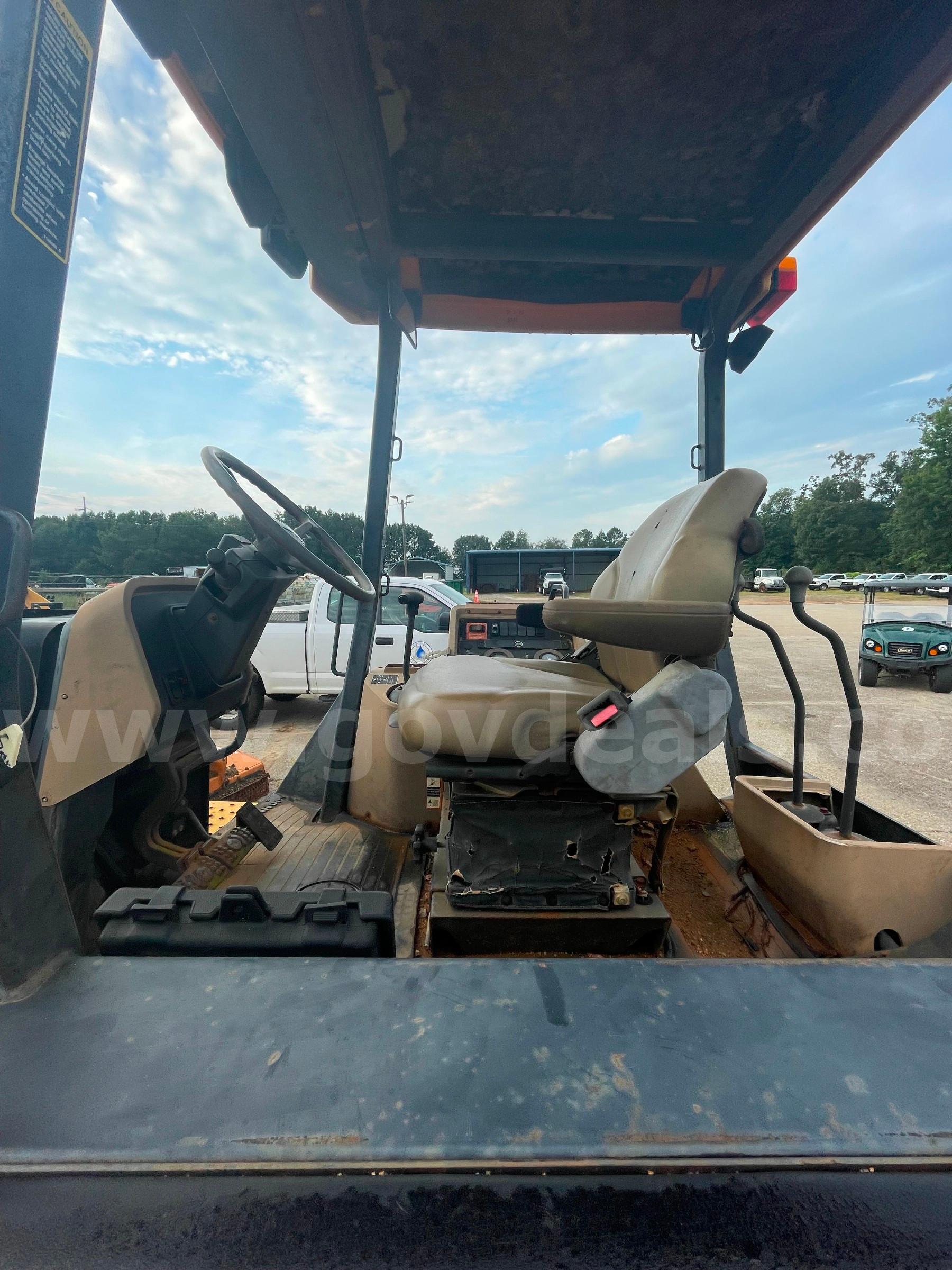 1999 John Deere 310SE John Deere 310SE Government Surplus Auction - Photo #5