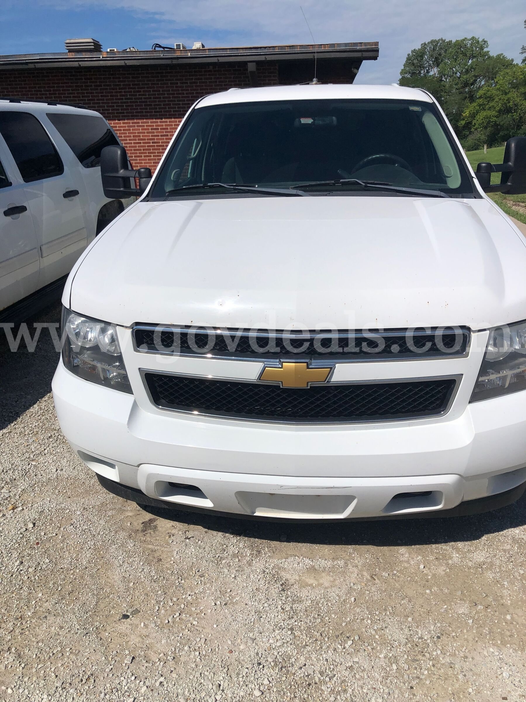Chevy Suburban, Van #42