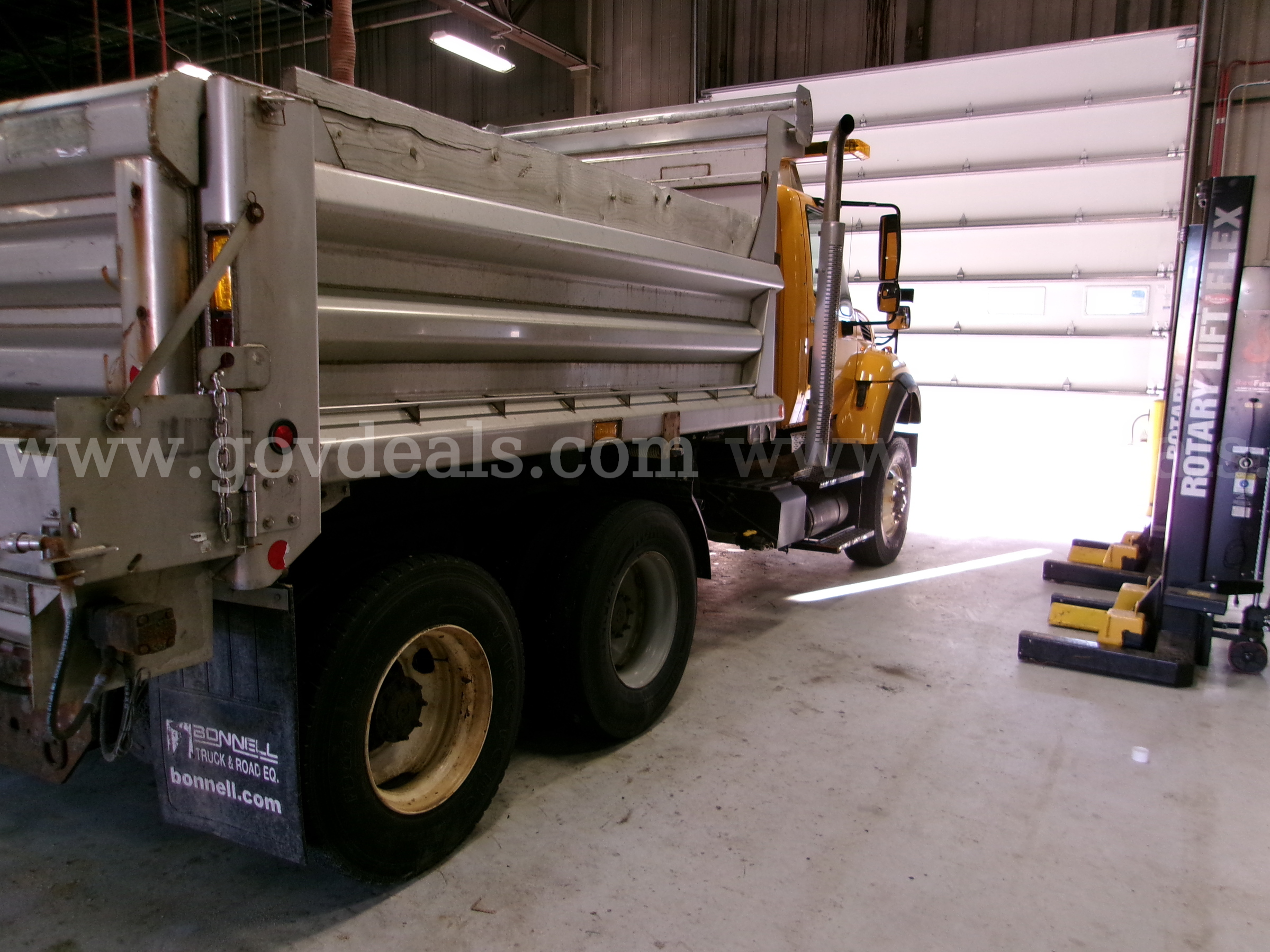 2013 International 7400 International 7400 Government Surplus Auction - Photo #4