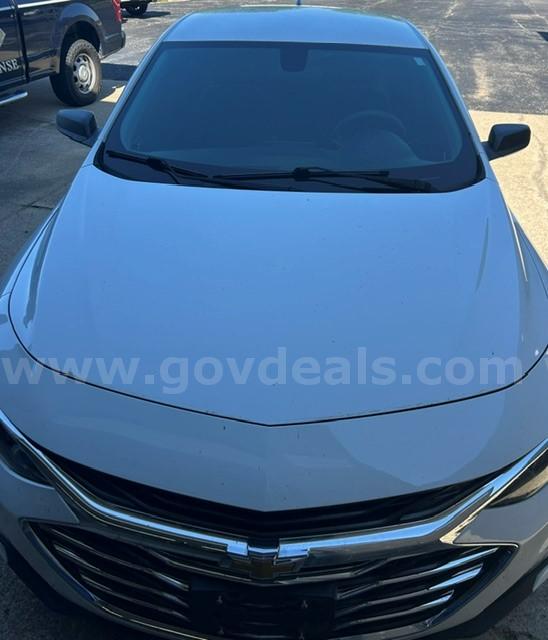 2020 Chevrolet Malibu, 105152 Miles. Chevrolet Malibu Government Surplus Auction - Photo #6