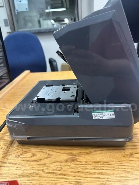Lot of (1) Addressograph 2000 Electric Card Imprinter. Addressograph 2000 Government Surplus Auction - Photo #4