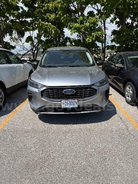 2023 Ford Escape 4WD, 68816 Miles.