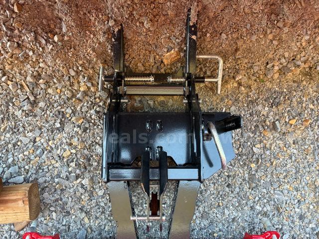 Lot of (1) Western 6' Wide Straight Blade, Winch Lift for UTV. WESTERN 6' MD IMPACT STRAIGHT BLADE Government Surplus Auction - Photo #2
