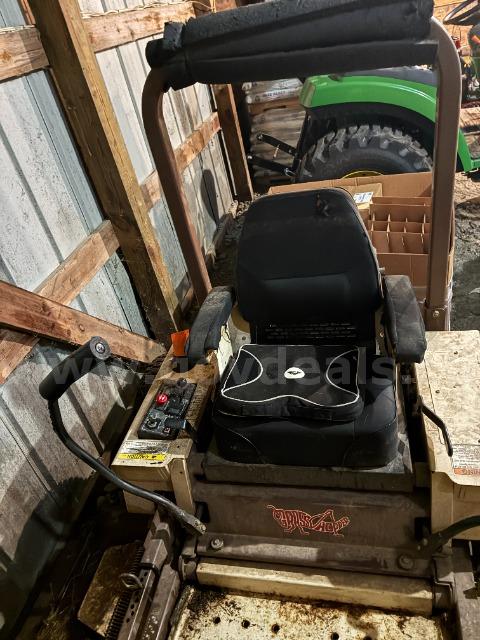Lot of (1) Grasshopper 227 Zero Turn Mower GrassHopper 227 Government Surplus Auction - Photo #2