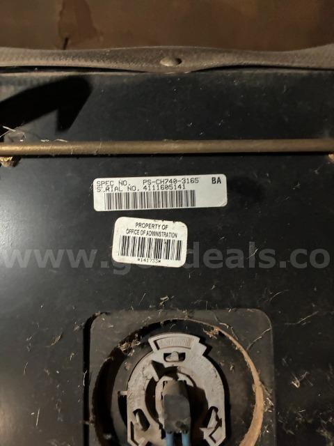 Lot of (1) Grasshopper 227 Zero Turn Mower GrassHopper 227 Government Surplus Auction - Photo #4