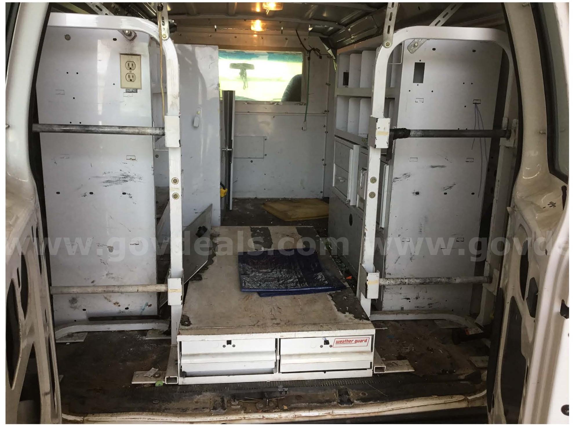 2006 Ford Econoline Ford Econoline Government Surplus Auction - Photo #4