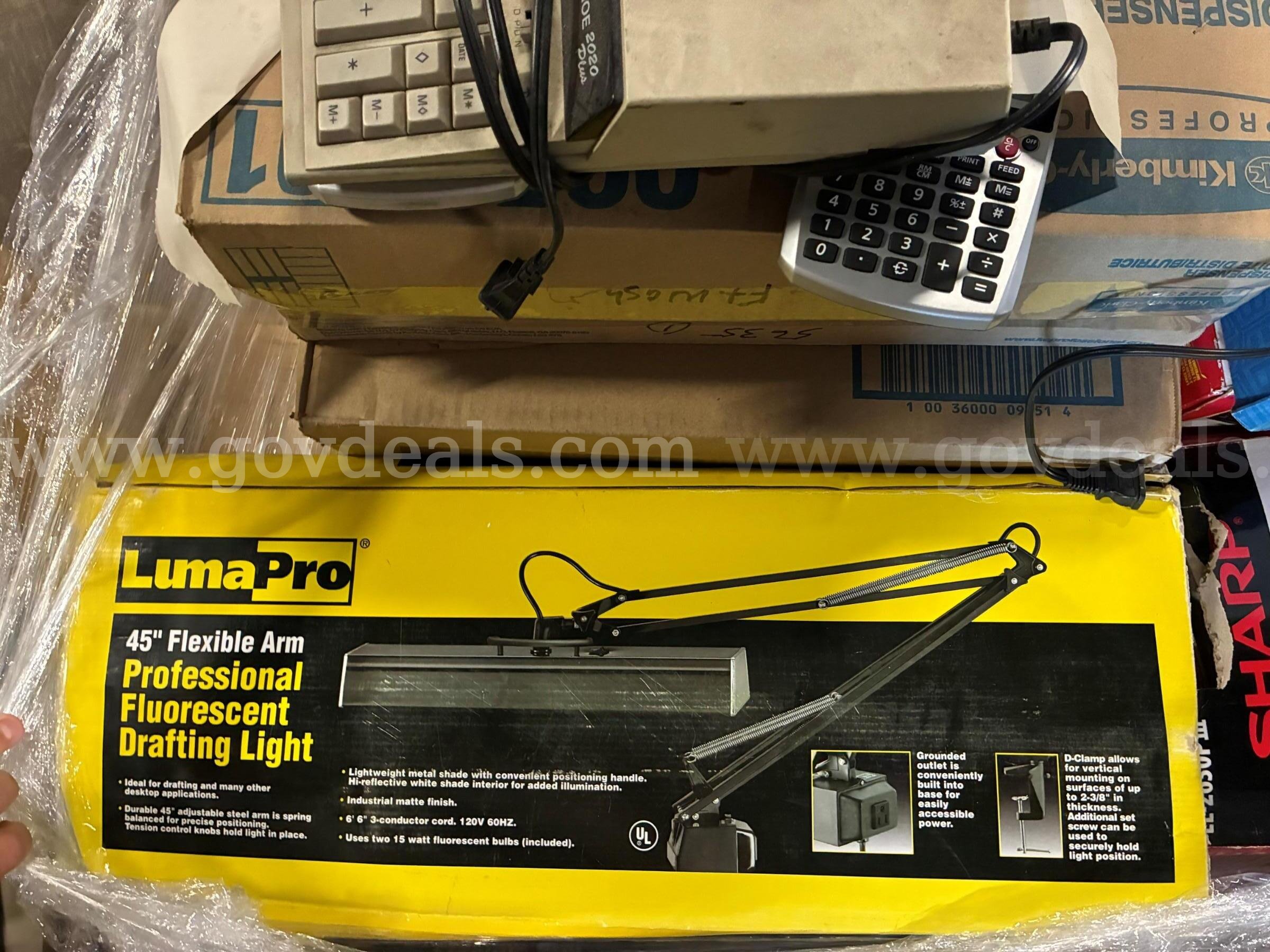 Miscellaneous Electronics Lot: Typewriter, Printing Calculators, Coin/Currency Counters, Label Machines, Etc. SHARP, BROTHER, BRANDT  Government Surplus Auction - Photo #4