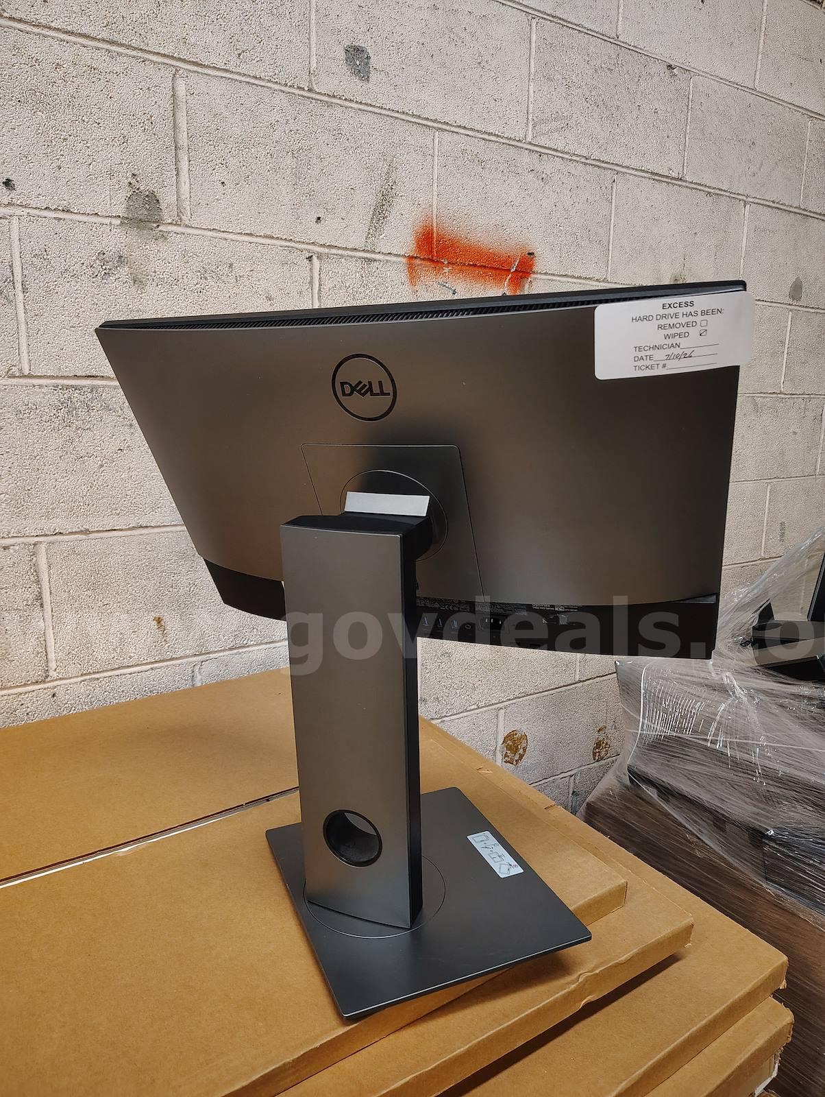 Lot of 41 Used Dell Latitude Optiplex 7460 and 1 Optiplex 7410 All-in-One Computers Dell Optiplex 7460 Government Surplus Auction - Photo #3