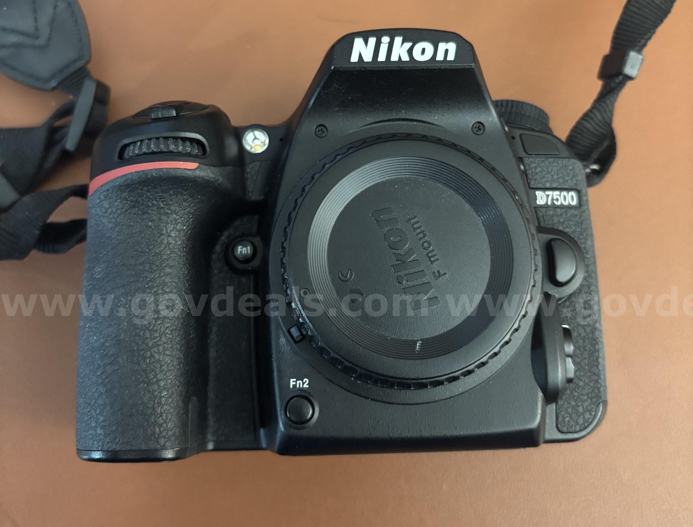 Used Nikon 7500 SLR Digital Camera nikon 7500 Government Surplus Auction - Photo #5